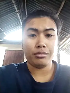 Snapshot of NannyNannybabe chatting on 12/15/24, 12:07 NannyNannybabe online show from 12/15/24, 12:07