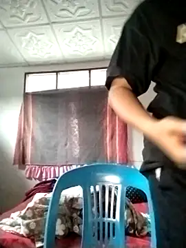 Snapshot of NannyNannybabe chatting on 12/16/24, 02:47 NannyNannybabe online show from 12/16/24, 02:47