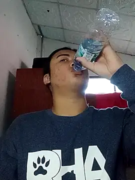 Snapshot of NannyNannybabe chatting on 01/03/25, 01:16 NannyNannybabe online show from 01/03/25, 01:16