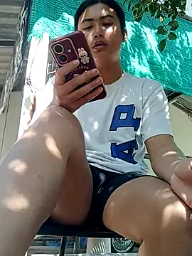 Snapshot of NannyNannybabe chatting on 01/04/25, 06:19 NannyNannybabe online show from 01/04/25, 06:19