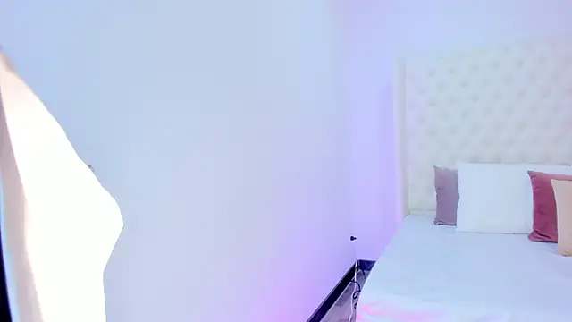 GraceCartier online show from 12/22/24, 05:45