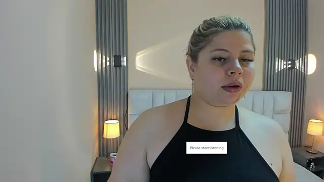 Snapshot of EYMI_TOMSOM chatting on 10/12/25, 10:36 EYMI TOMSOM online show from 10/12/25, 10:36