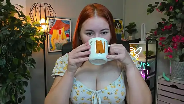 LAYLAxSTAR online show from 10/16/25, 06:36