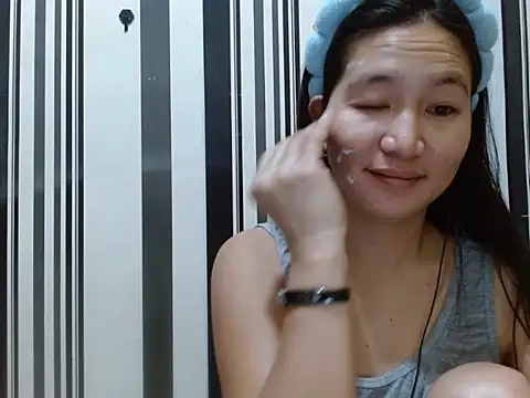 angel pussie online show from 10/23/25, 09:24