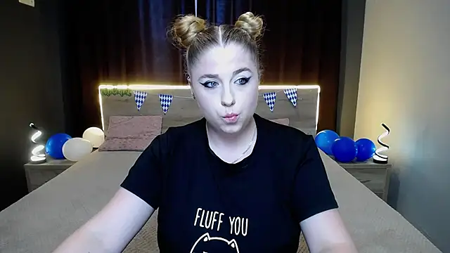 Snapshot of JessikaDaniel chatting on 09/23/25, 06:27 JessikaDaniel online show from 09/23/25, 06:27