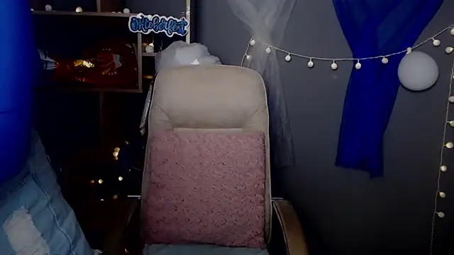 Snapshot of JessikaDaniel chatting on 10/05/25, 06:34 JessikaDaniel online show from 10/05/25, 06:34