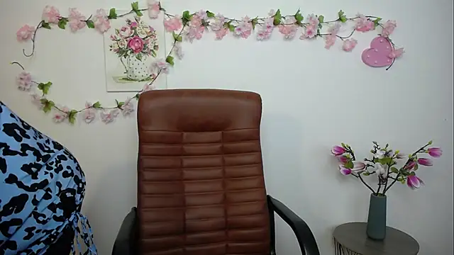 AliceInksSweetty online show from 09/12/25, 06:02