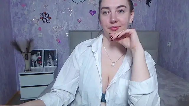 Snapshot of KaleyReed chatting on 02/09/25, 09:47 KaleyReed online show from 02/09/25, 09:47