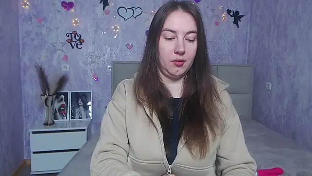 Snapshot of KaleyReed chatting on 03/06/25, 08:08 KaleyReed online show from 03/06/25, 08:08