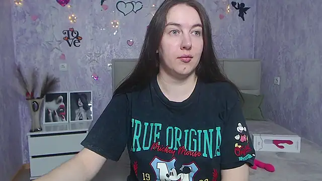 Snapshot of KaleyReed chatting on 03/10/25, 06:34 KaleyReed online show from 03/10/25, 06:34