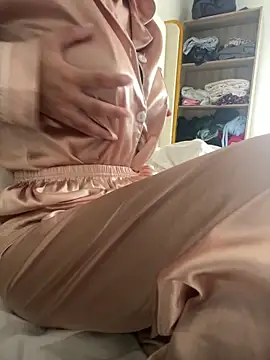 DulceMya6 online show from 10/24/25, 01:18