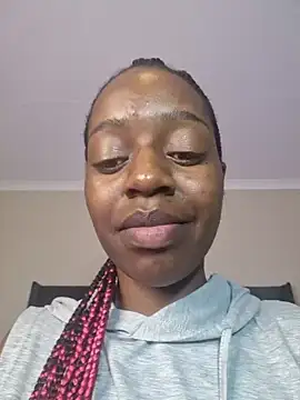 Snapshot of Sexynaughty_Gal chatting on 12/12/24, 06:53 Sexynaughty Gal online show from 12/12/24, 06:53