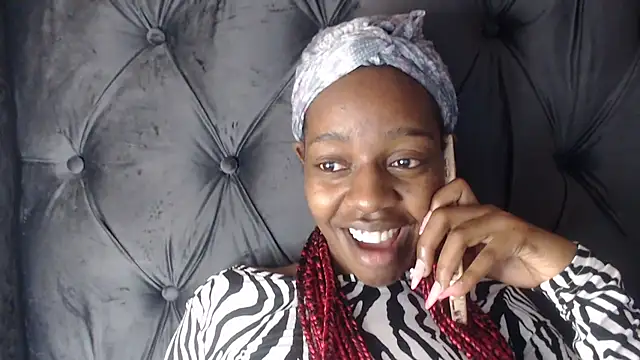 Snapshot of Sexynaughty_Gal chatting on 12/31/24, 04:38 Sexynaughty Gal online show from 12/31/24, 04:38