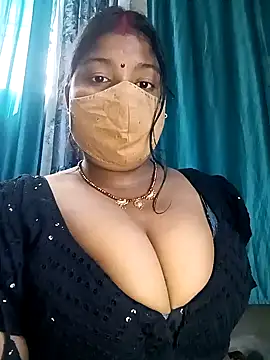 Snapshot of neha-bhabhi chatting on 01/09/25, 06:06 neha-bhabhi online show from 01/09/25, 06:06