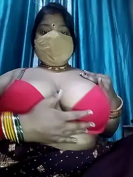 Snapshot of neha-bhabhi chatting on 01/14/25, 02:43 neha-bhabhi online show from 01/14/25, 02:43
