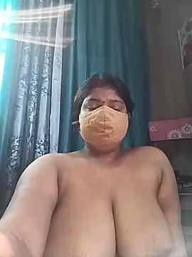 Snapshot of neha-bhabhi chatting on 01/17/25, 08:34 neha-bhabhi online show from 01/17/25, 08:34