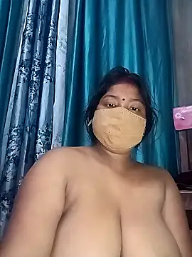 Snapshot of neha-bhabhi chatting on 01/17/25, 03:43 neha-bhabhi online show from 01/17/25, 03:43