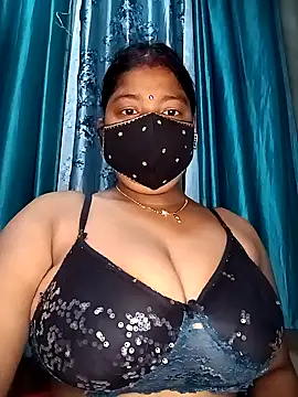 Snapshot of neha-bhabhi chatting on 02/04/25, 11:16 neha-bhabhi online show from 02/04/25, 11:16