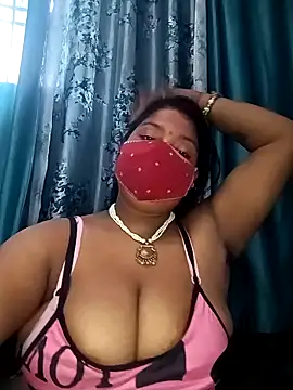 Snapshot of neha-bhabhi chatting on 09/12/25, 04:45 neha-bhabhi online show from 09/12/25, 04:45