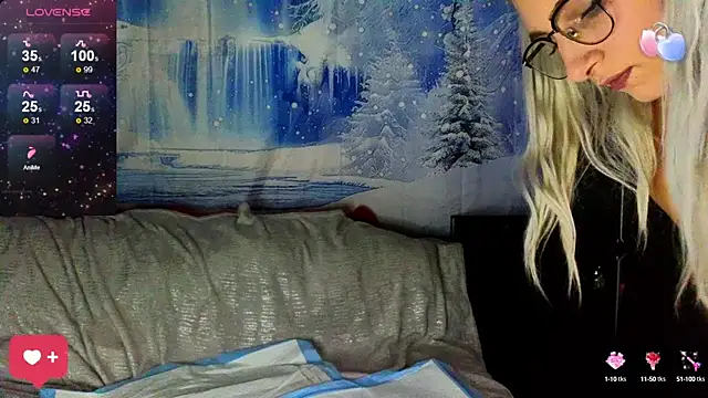 KittyMia online show from 01/23/25, 08:13