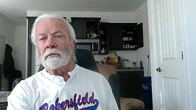 Snapshot of rockpoint69 chatting on 12/18/24, 08:47 rockpoint69 online show from 12/18/24, 08:47