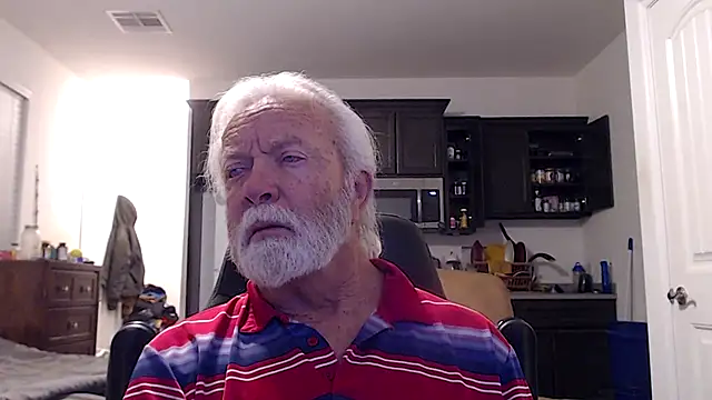 Snapshot of rockpoint69 chatting on 12/23/24, 12:19 rockpoint69 online show from 12/23/24, 12:19