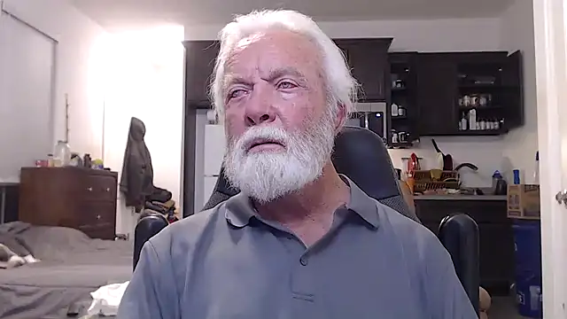 Snapshot of rockpoint69 chatting on 01/30/25, 11:55 rockpoint69 online show from 01/30/25, 11:55