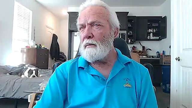 Snapshot of rockpoint69 chatting on 01/31/25, 10:31 rockpoint69 online show from 01/31/25, 10:31
