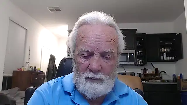 Snapshot of rockpoint69 chatting on 02/01/25, 09:32 rockpoint69 online show from 02/01/25, 09:32
