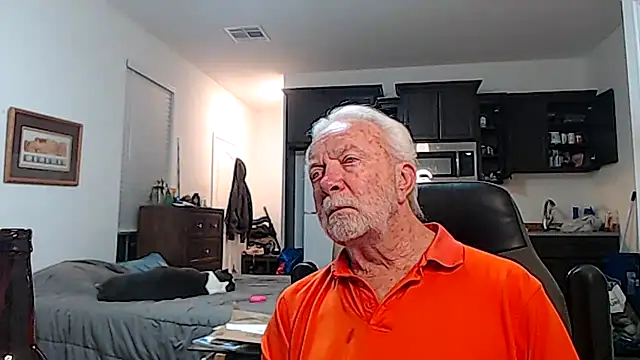 rockpoint69 online show from 10/25/25, 01:13