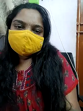 Snapshot of lovely-latha chatting on 03/05/25, 10:33 lovely-latha online show from 03/05/25, 10:33