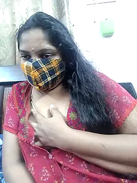 Snapshot of lovely-latha chatting on 10/08/25, 05:27 lovely-latha online show from 10/08/25, 05:27