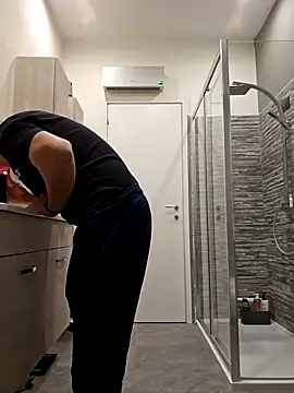 kekko-1982 online show from 12/19/24, 12:56