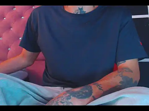 Christian Stiven1 online show from 11/05/25, 01:00