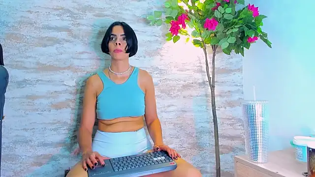 Amelia Myers online show from 10/15/25, 07:36