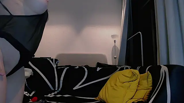 Snapshot of BlakeBexley chatting on 10/14/25, 02:01 BlakeBexley online show from 10/14/25, 02:01