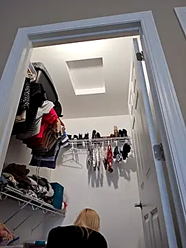 Snapshot of AmethystFoxx chatting on 10/23/25, 09:35 AmethystFoxx online show from 10/23/25, 09:35