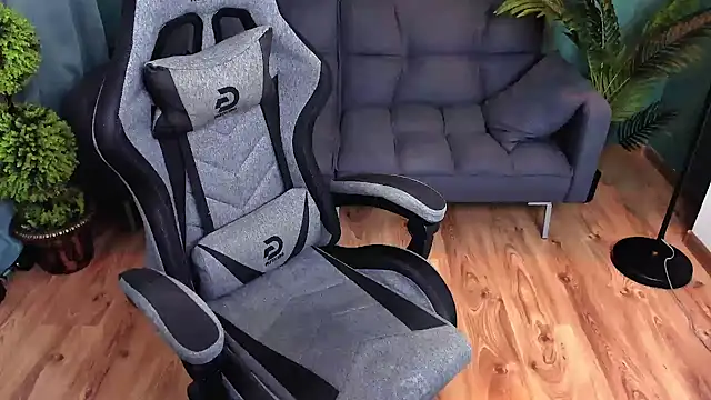 marcobadass online show from 02/17/25, 01:47