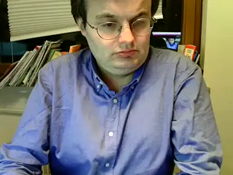 Snapshot of makau1 chatting on 12/23/24, 11:39 makau1 online show from 12/23/24, 11:39