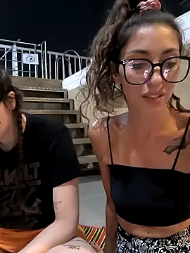 amanilouve online show from 02/12/25, 04:11