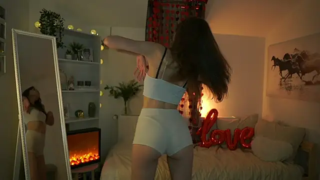 Snapshot of Abella_Danger_X chatting on 02/12/25, 03:38 Abella Danger X online show from 02/12/25, 03:38