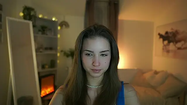 Snapshot of Abella_Danger_X chatting on 02/20/25, 04:25 Abella Danger X online show from 02/20/25, 04:25