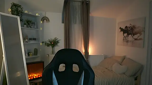 Snapshot of Abella_Danger_X chatting on 03/18/25, 02:26 Abella Danger X online show from 03/18/25, 02:26