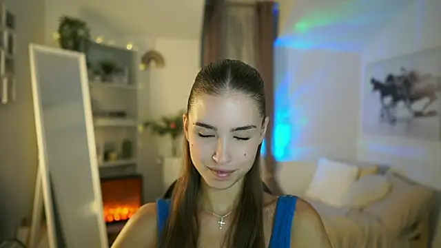 Snapshot of Abella_Danger_X chatting on 09/11/25, 08:47 Abella Danger X online show from 09/11/25, 08:47