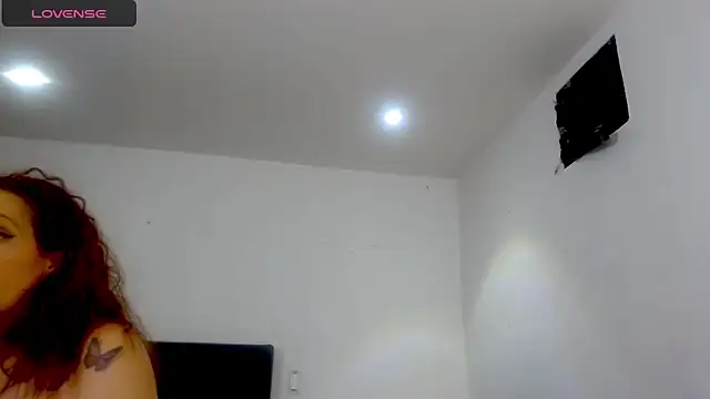 Snapshot of mussa_hott chatting on 01/27/25, 10:38 mussa hott online show from 01/27/25, 10:38