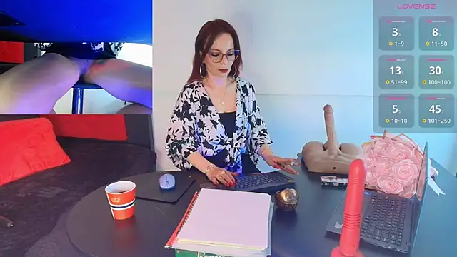 Miss ellien online show from 09/13/25, 03:28