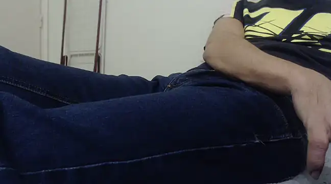 Snapshot of VASKOS178 chatting on 01/01/25, 06:27 VASKOS178 online show from 01/01/25, 06:27
