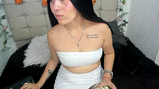 Tania mature online show from 10/28/25, 05:26