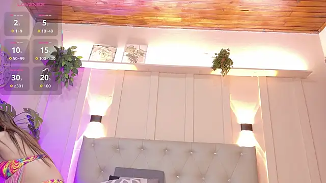 nicol snow online show from 11/08/25, 01:11