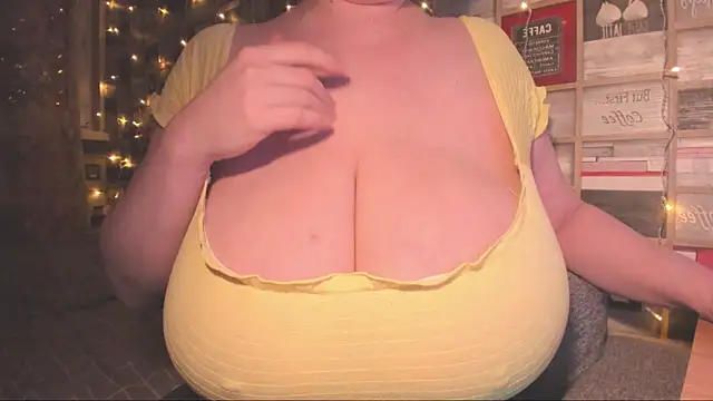 Snapshot of VickyBoobs chatting on 01/29/25, 07:32 VickyBoobs online show from 01/29/25, 07:32